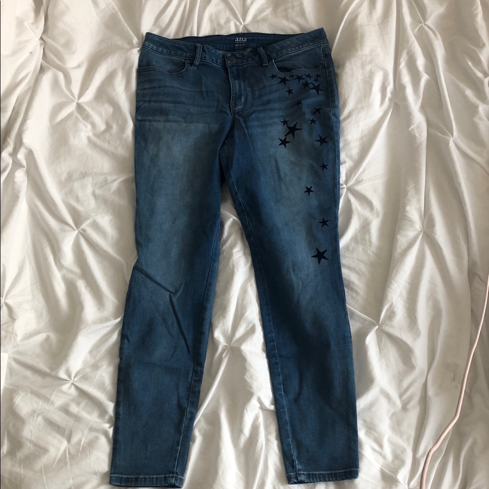Navy Star-Accent Skinny Jeans